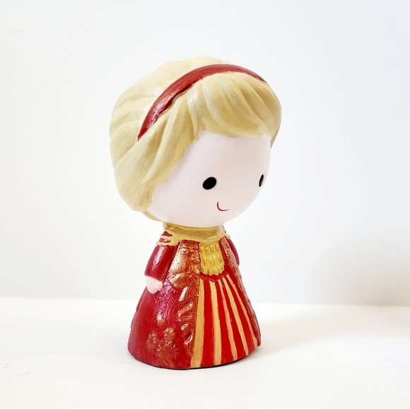 Taylor Swift Fearless Love Story Inspired Dolly - Picture 1 of 10